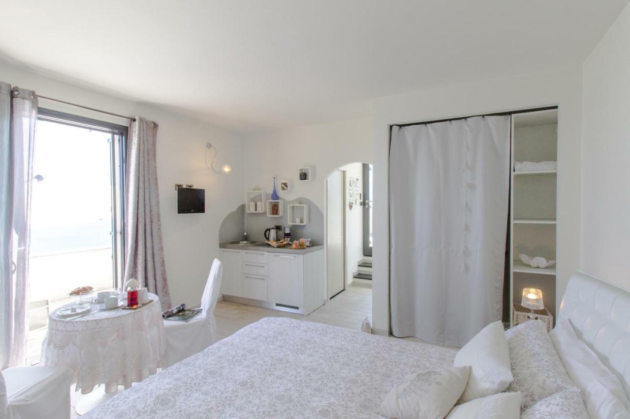 Villa Degli Ulivi B&B Finale Ligure Eksteriør bilde