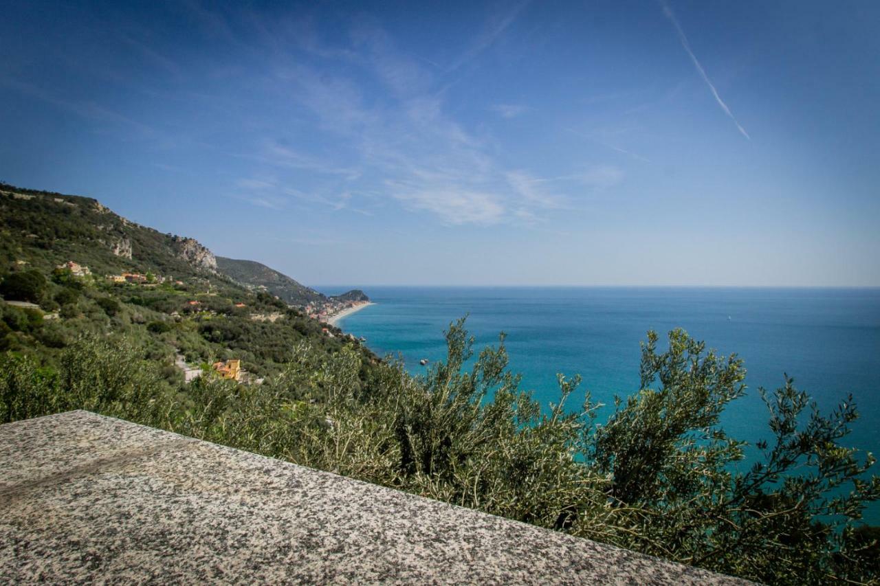 Villa Degli Ulivi B&B Finale Ligure Eksteriør bilde